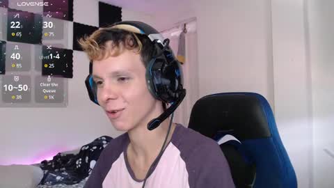 bryamado online show from February 2025 07:31:02 PM