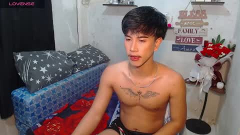 Snapshot of bryan_________ chatting on August 2026 03:19:01 AM BRYAN JEMY online show from August 2026 03:19:01 AM