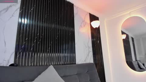 Bryxon  online show from January 2025 02:53:02 PM