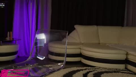 Bubble  gum  online show from February 2025 01:47:02 AM