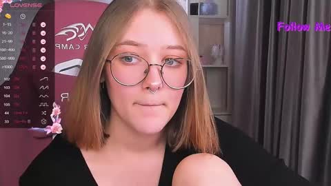 Snapshot of bubble_bunny chatting on December 2024 12:50:01 AM Ruby online show from December 2024 12:50:01 AM