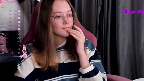 Snapshot of bubble_bunny chatting on October 2025 10:51:01 PM Ruby online show from October 2025 10:51:01 PM