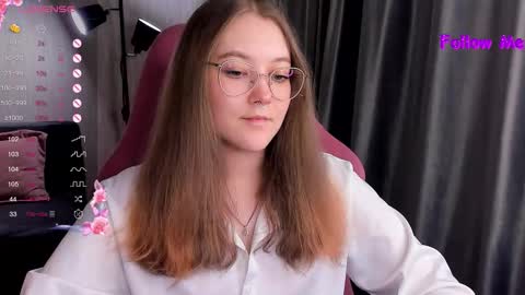 Snapshot of bubble_bunny chatting on November 2025 11:26:02 PM Ruby online show from November 2025 11:26:02 PM