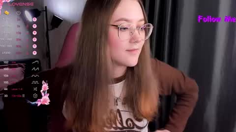 Snapshot of bubble_bunny chatting on November 2025 11:37:02 PM Ruby online show from November 2025 11:37:02 PM