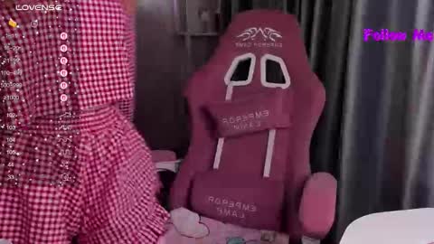 Snapshot of bubble_bunny chatting on February 2026 11:32:01 PM Ruby online show from February 2026 11:32:01 PM