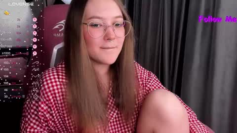 Snapshot of bubble_bunny chatting on March 2026 11:07:02 PM Ruby online show from March 2026 11:07:02 PM