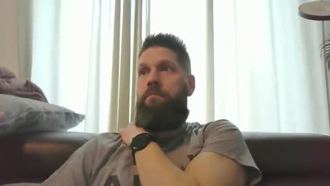 bubblebee1982 online show from January 2025 09:35:01 AM