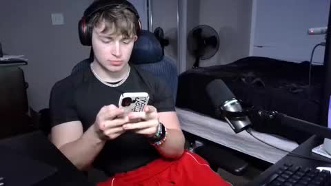 BubblebuttBdn online show from October 2025 02:22:02 AM