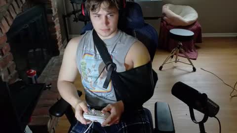 BubblebuttBdn online show from April 2026 06:46:01 PM