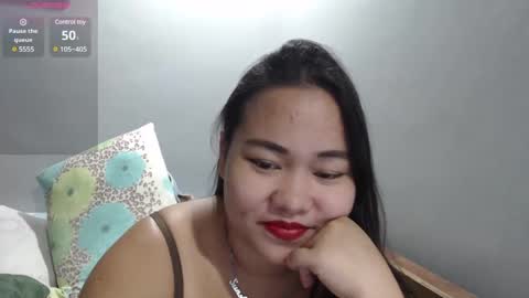 Snapshot of bubblebuttpinay chatting on February 2025 01:21:02 PM Sunshine online show from February 2025 01:21:02 PM