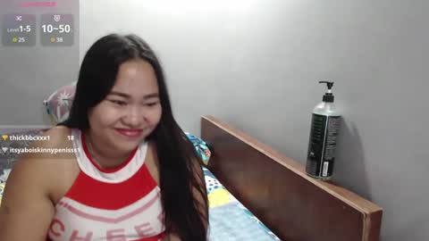 Snapshot of bubblebuttpinay chatting on February 2025 03:47:02 AM Sunshine online show from February 2025 03:47:02 AM