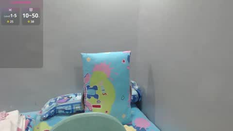 Snapshot of bubblebuttpinay chatting on March 2025 12:18:02 AM Sunshine online show from March 2025 12:18:02 AM