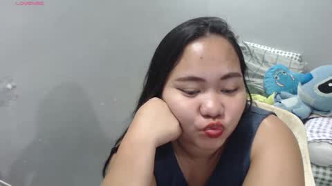 Snapshot of bubblebuttpinay chatting on November 2025 02:55:02 PM Sunshine online show from November 2025 02:55:02 PM