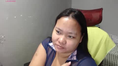 Snapshot of bubblebuttpinay chatting on February 2026 12:49:01 AM Sunshine online show from February 2026 12:49:01 AM