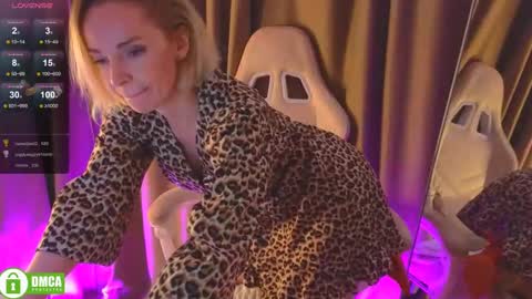 bubbling_crush online show from January 2025 01:12:02 AM