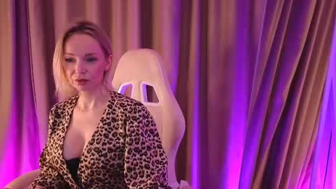 bubbling_crush online show from February 2025 11:15:01 PM