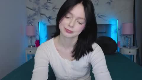 Leona online show from February 2026 09:57:02 PM