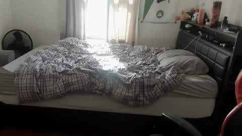 buffsexyman24 online show from February 2025 05:50:01 PM