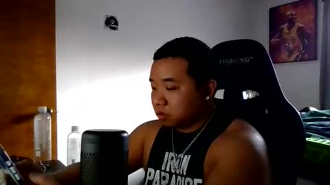 buffsexyman24 online show from March 2026 09:51:01 PM