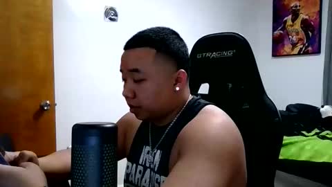 buffsexyman24 online show from March 2026 11:48:01 PM