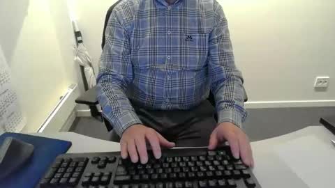 buggemann online show from November 2025 04:12:01 AM