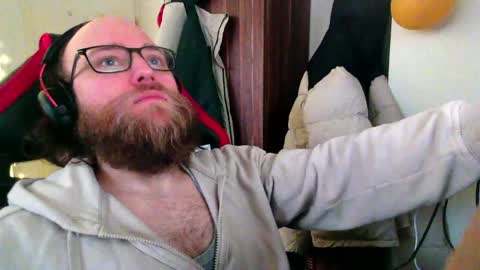 Snapshot of buhalteris chatting on May 2026 07:47:02 AM Lukas online show from May 2026 07:47:02 AM