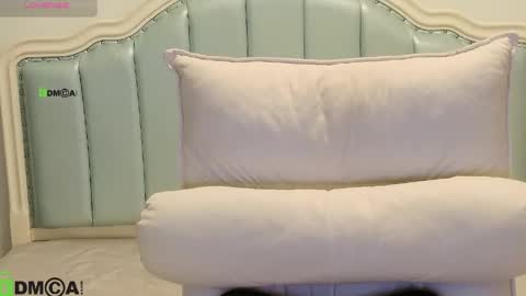 Sandy----xx online show from April 2026 12:54:01 PM