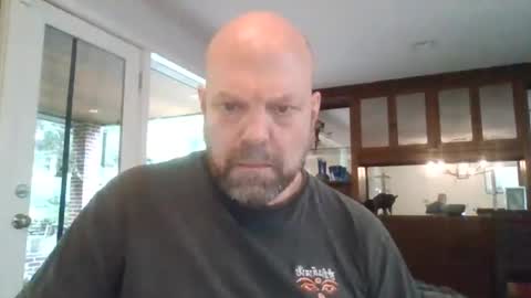 Snapshot of bulldog302w chatting on July 2026 06:43:01 PM bulldog302w online show from July 2026 06:43:01 PM