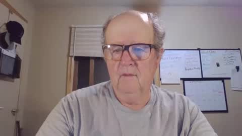 bullfrogg5050 online show from September 2025 12:07:02 PM