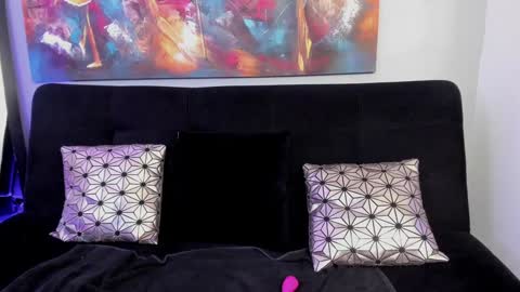 Bulma Bambina online show from December 2024 06:45:02 PM