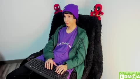 Tonny online show from December 2024 01:28:02 AM