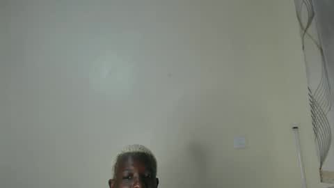 Bunny Bliss online show from October 2025 01:56:02 PM