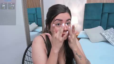 Snapshot of bunny_boobs__ chatting on October 2025 01:50:01 AM Alisson Beckett online show from October 2025 01:50:01 AM