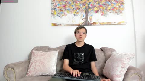 bunny online show from February 2025 12:37:01 PM