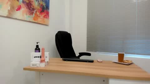 bunny online show from February 2025 03:19:01 PM