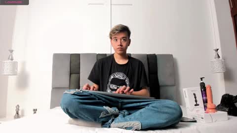 bunny online show from February 2025 12:33:02 PM