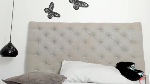 bunny online show from September 2025 12:21:01 PM