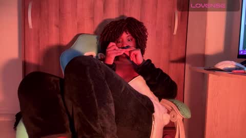 Isa online show from October 2025 02:32:02 PM