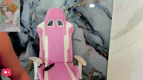 Snapshot of bunnyangel_ chatting on November 2025 11:33:02 AM Angel online show from November 2025 11:33:02 AM