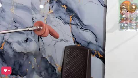 Snapshot of bunnyangel_ chatting on November 2025 11:43:01 AM Angel online show from November 2025 11:43:01 AM