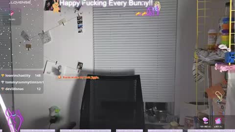 Snapshot of bunnycheekz chatting on December 2024 10:30:02 PM Tokki bunny online show from December 2024 10:30:02 PM