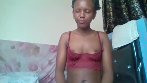 bunnydiva_ online show from October 2025 01:34:01 PM