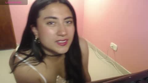 bunnyEmilyR0s33 online show from January 2025 07:39:02 PM