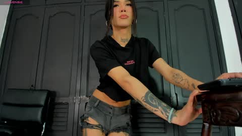 Angela Santini online show from December 2024 06:01:02 AM