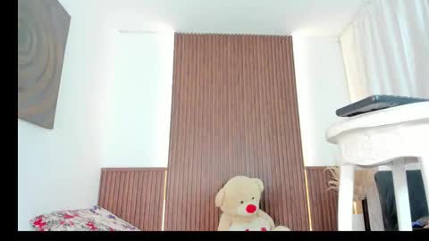 Angela Santini online show from September 2025 06:35:01 AM