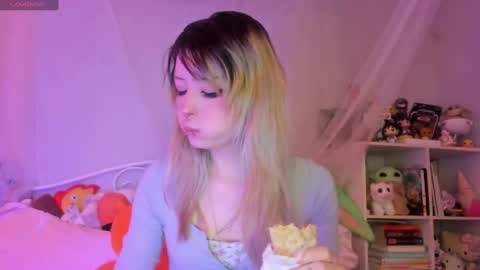 Snapshot of bunnyislewd chatting on January 2025 01:56:02 AM bunnyislewd online show from January 2025 01:56:02 AM