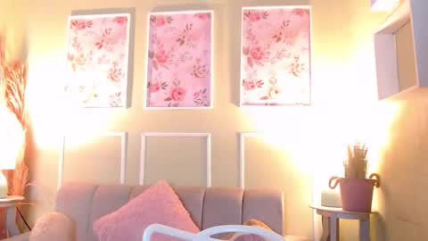 Snapshot of bunnyleahxxx chatting on February 2026 12:15:02 PM ANASTASIA online show from February 2026 12:15:02 PM