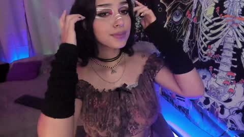   online show from January 2025 04:36:01 AM