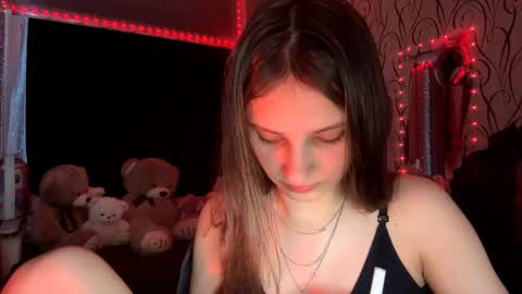 Snapshot of bunnytrussel chatting on May 2026 12:00:02 PM Bella online show from May 2026 12:00:02 PM