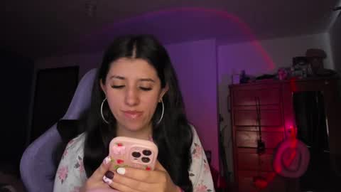 Jess online show from September 2025 04:07:01 PM